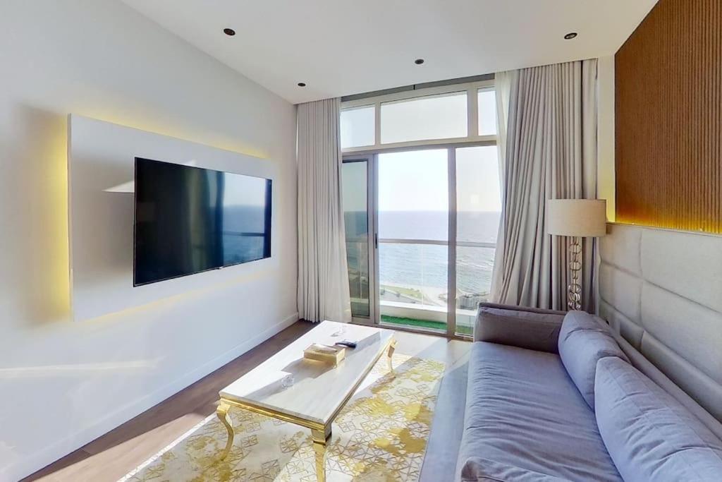 Apartment في برج داماك بإطلالة بحرية ساحرة Jeddah